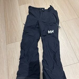 Helly Hansen Dark Snow Gear